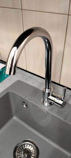 Установка смесителя (на готовые коммуникации)