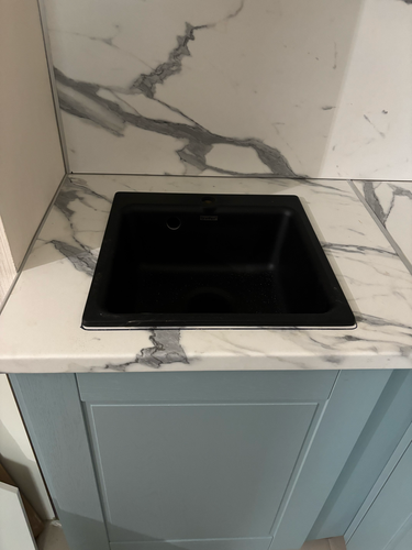 Установка и подключение врезной мойки Выпил одного отверстия/углубления/присадка под петлю в материалах ДСП/Массив Установка и подключение электрической варочной поверхности