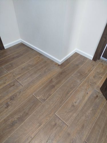 Монтаж деревянного/мдф плинтуса