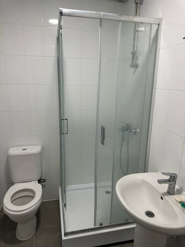 Демонтаж душевой кабины