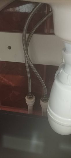 Установка смесителя (на готовые коммуникации)