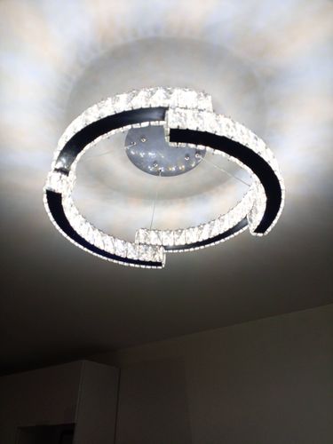 Установка люстры в сборке