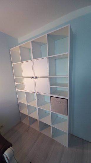 Скрепление модулей/элементов мебели межсекционной стяжкой Сборка и установка стеллажа Куб: 10 и больше секций Установка дверец в стеллаж Куб