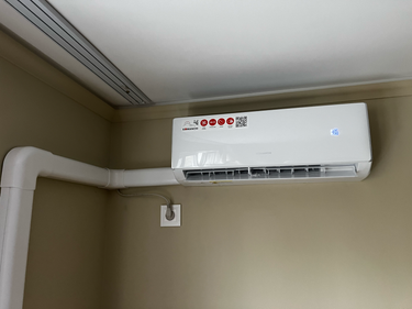 Установка сплит системы 7-9 kBTU (одноэтапный монтаж)