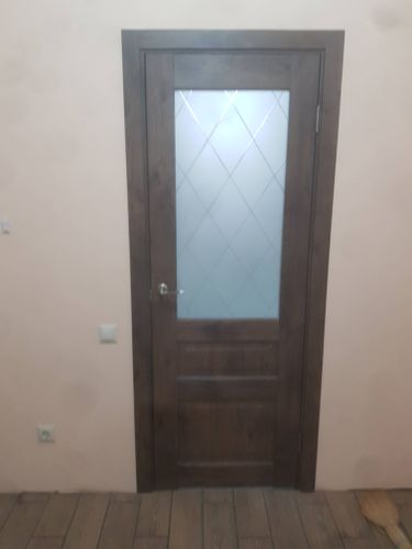 Установка межкомнатной двухстворчатой двери