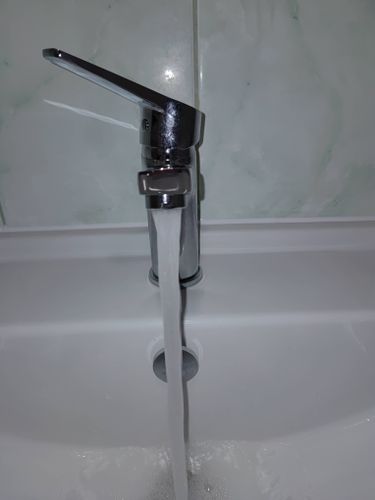 Установка смесителя (на готовые коммуникации)