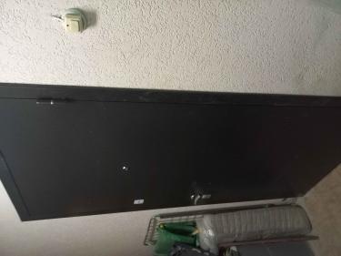 Проведены работы по увеличению проема: демонтированы старые элементы, установлена новая дверь, укреплены стены, выполнена отделка, обеспечена надежность конструкции.