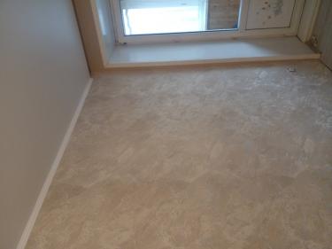 Монтаж потолочного полистрирол/пенополистирол плинтуса