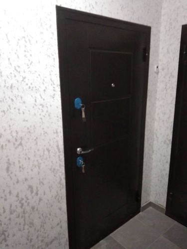 Установка входной двери весом до 95 кг