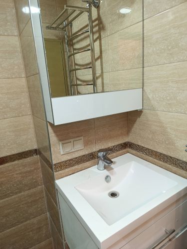 Установка/замена гибкой подводки Демонтаж душевой кабины Демонтаж раковины Демонтаж смесителя