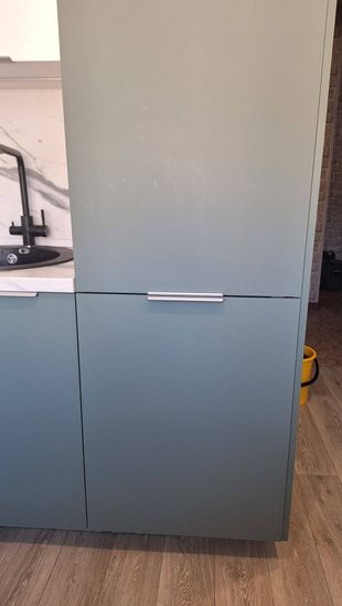 Прямой распил фальшпанели/фасада/полки Замена фасадов Установка и подключение встраиваемого холодильника