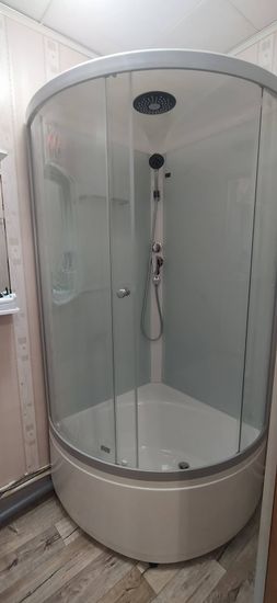 Установка душевой кабины шириной до 90 см