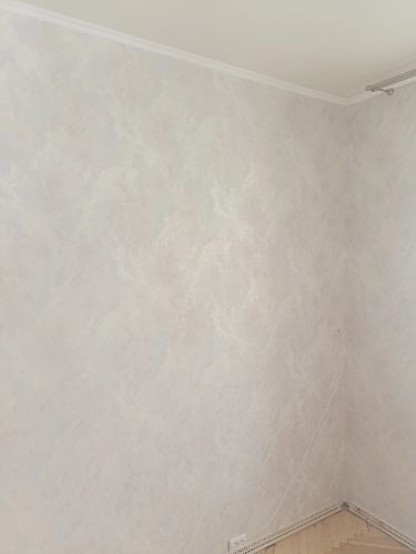 Монтаж потолочного полистрирол/пенополистирол плинтуса