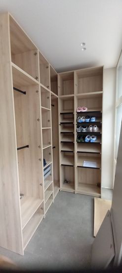 Установка и регулировка распашной двери Кухни