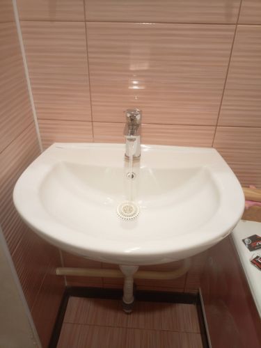 Установка смесителя (на готовые коммуникации)