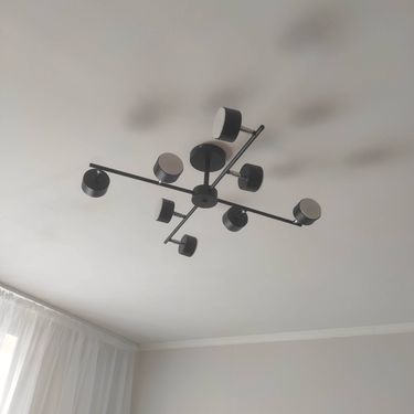 Установка люстры в сборке