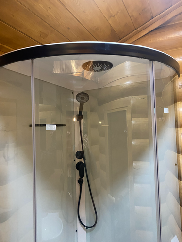 Установка душевой кабины шириной до 90 см