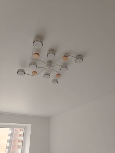 Установка люстры в сборке