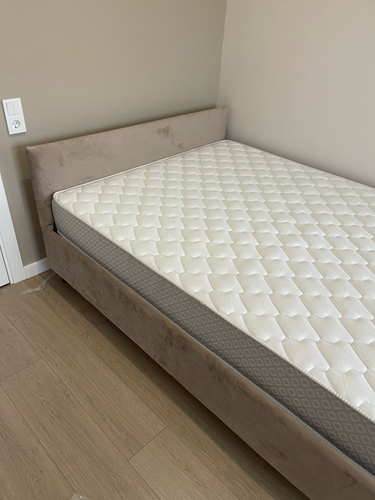 Сборка двуспальной кровати