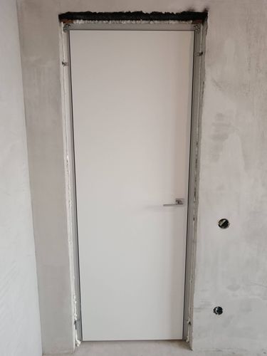 Установка двери скрытого монтажа