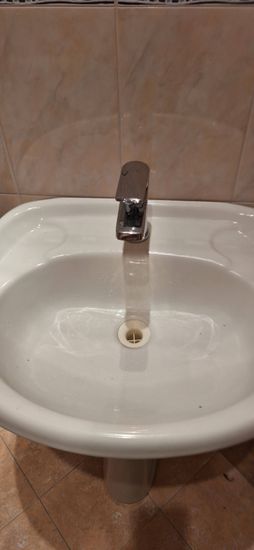 Установка смесителя (на готовые коммуникации)