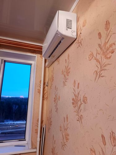 Установка сплит системы 7-9 kBTU (одноэтапный монтаж)