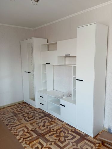 Сборка трехсекционной стенки