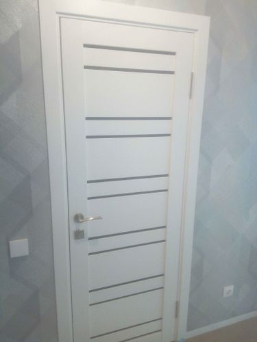 Установка межкомнатной одностворчатой двери Установка добора до 20 см Распил добора