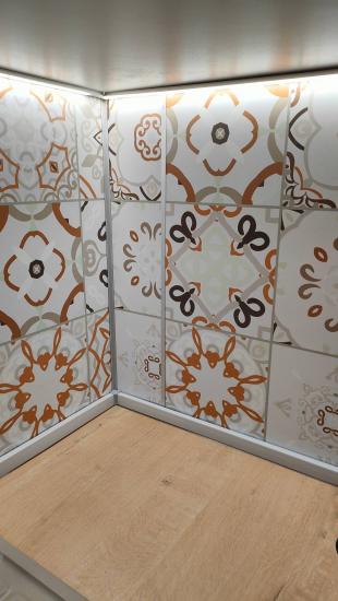 Установка дополнительной розетки с подведением коммуникаций