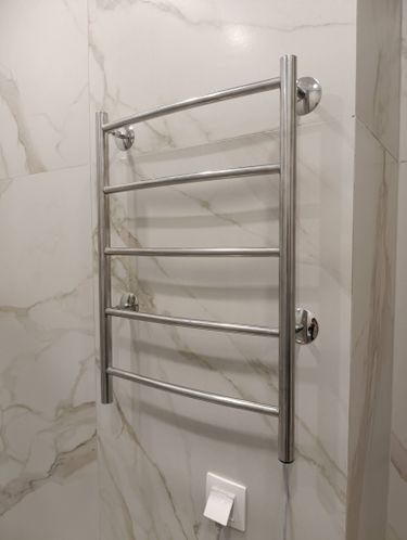 Монтаж электрического полотенцесушителя