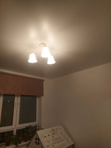 Установка люстры в сборке