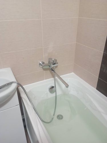 Установка смесителя (на готовые коммуникации)