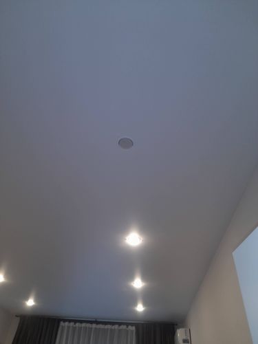 Монтаж точечного светильника на подвесной/натяжной потолок