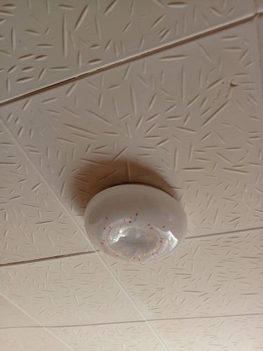 Монтаж и подключение настенно-потолочного светильника