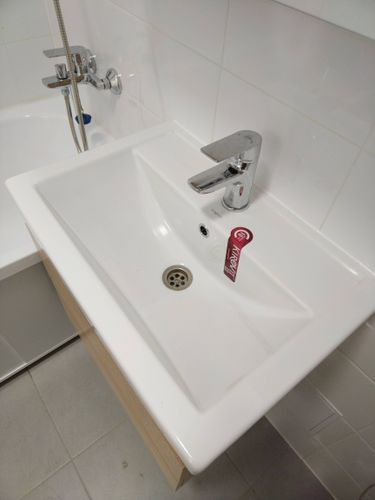 Установка отдельностоящей стиральной машины с подключением