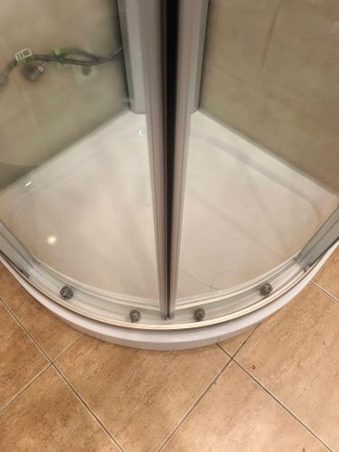 Установка душевой кабины шириной до 90 см