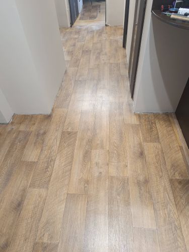 Демонтаж линолеума/ковролина, уложенного на клей