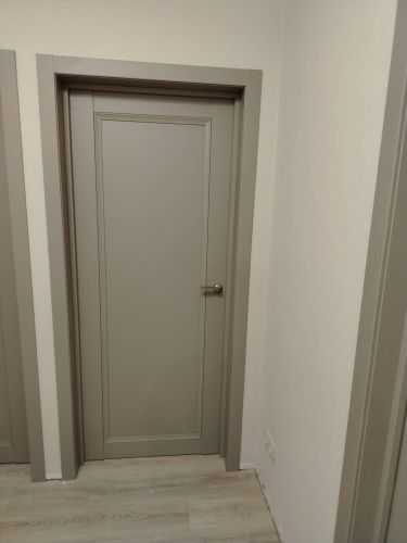 Установка межкомнатной двухстворчатой двери