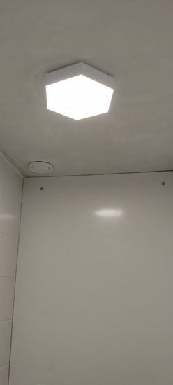 Установка люстры в сборке