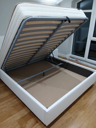 Сборка двуспальной кровати