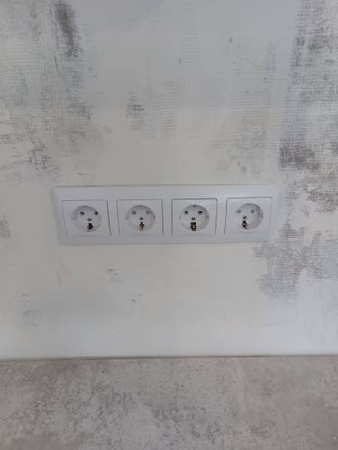 Установка стеновой панели МДФ/ДСП Монтаж/демонтаж розетки/выключателя Установка и подключение вытяжки встраиваемая