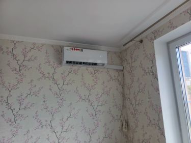 Установка сплит системы 7-9 kBTU (одноэтапный монтаж)