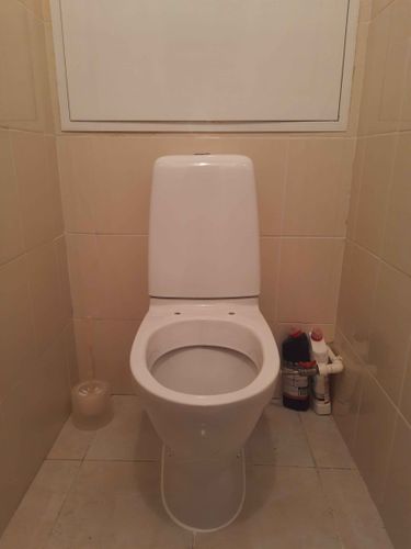 Установка напольного унитаза Демонтаж унитаза