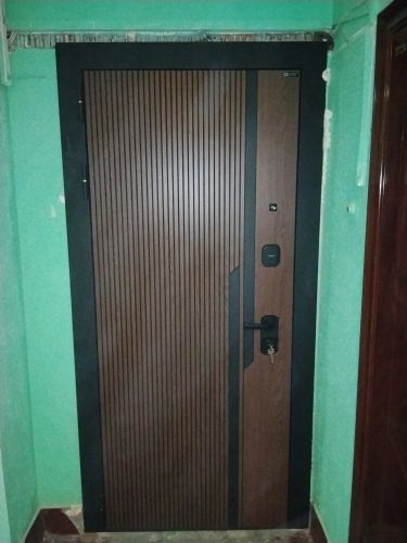 Установка входной двери весом до 95 кг