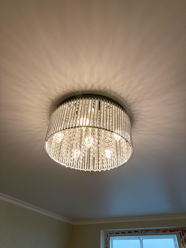 Установка люстры в сборке