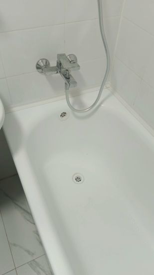 Герметизация ванны силиконом