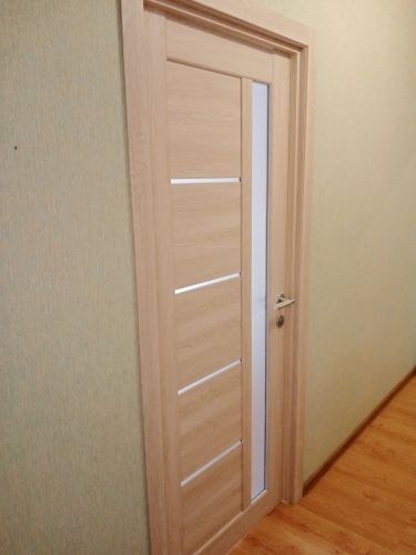 Установка межкомнатной двухстворчатой двери