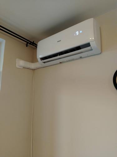 Установка сплит системы 7-9 kBTU (одноэтапный монтаж)