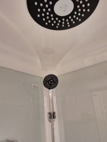 Установка душевой кабины шириной до 90 см