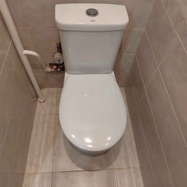 Установлено новое сантехническое оборудование, подключены коммуникации, герметизация швов, проверка функционирования, уборка рабочего места, демонтаж старого устройства, устранение протечек.